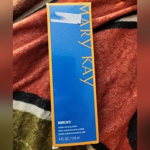 Mary Kay subtle tanning lotion